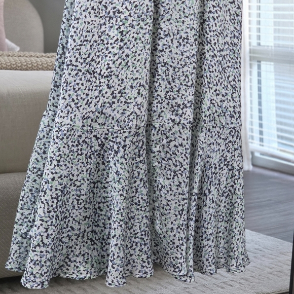 Club Monaco High-Low Easy Midi Wrap Dress in Abstract Polka Dot Print, Size 10 - Picture 12 of 16